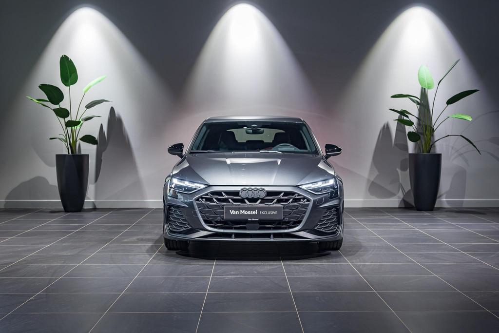 Audi A3 Sportback Competition 45TFSIe 272 PK (automatique), Autos, Audi, Argent ou Gris, Achat, Entreprise, https://public.car-pass.be/vhr/dfaf0067-e96a-4f3a-a140-9869deda472c