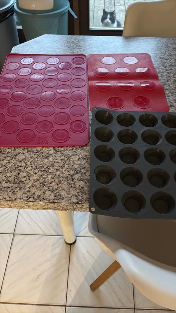 Moules en silicone, Enlèvement ou Envoi, Comme neuf, Cupcakes