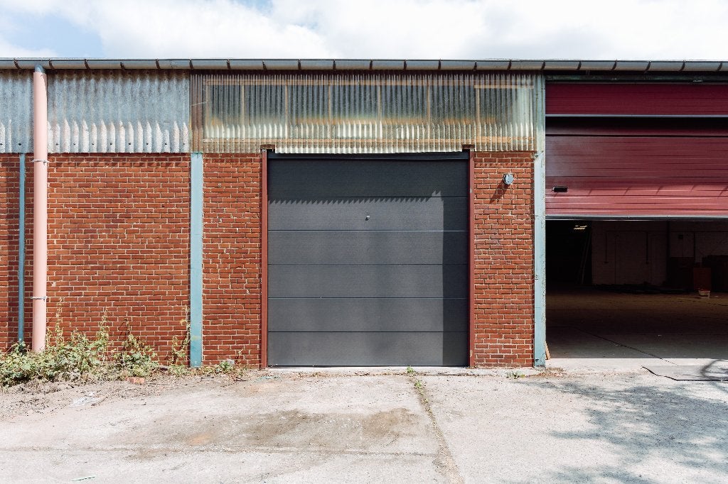 NOUVEAU: Entrepots de 100m2 et 200m2 à Louer à Chatelet, Immo, Charleroi