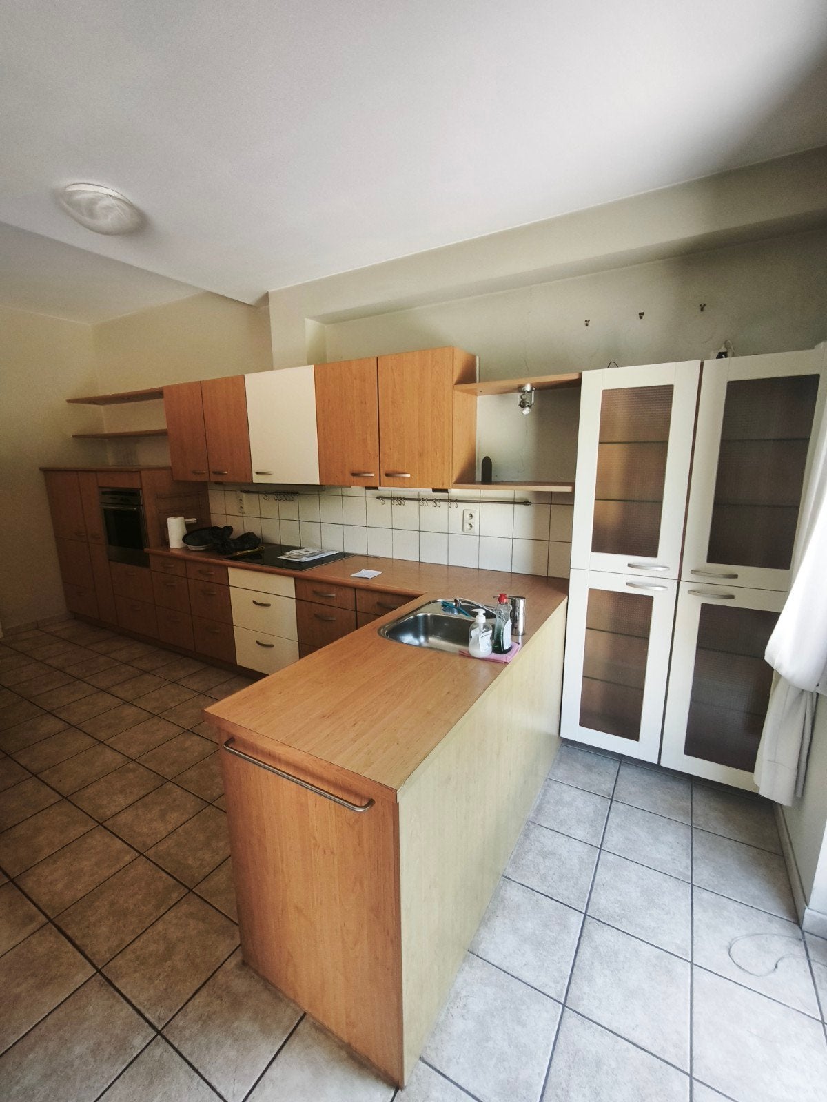 Keuken gratis, Huis en Inrichting, Keuken | Complete keukens, Gebruikt, Hoekkeuken, Ophalen of Verzenden