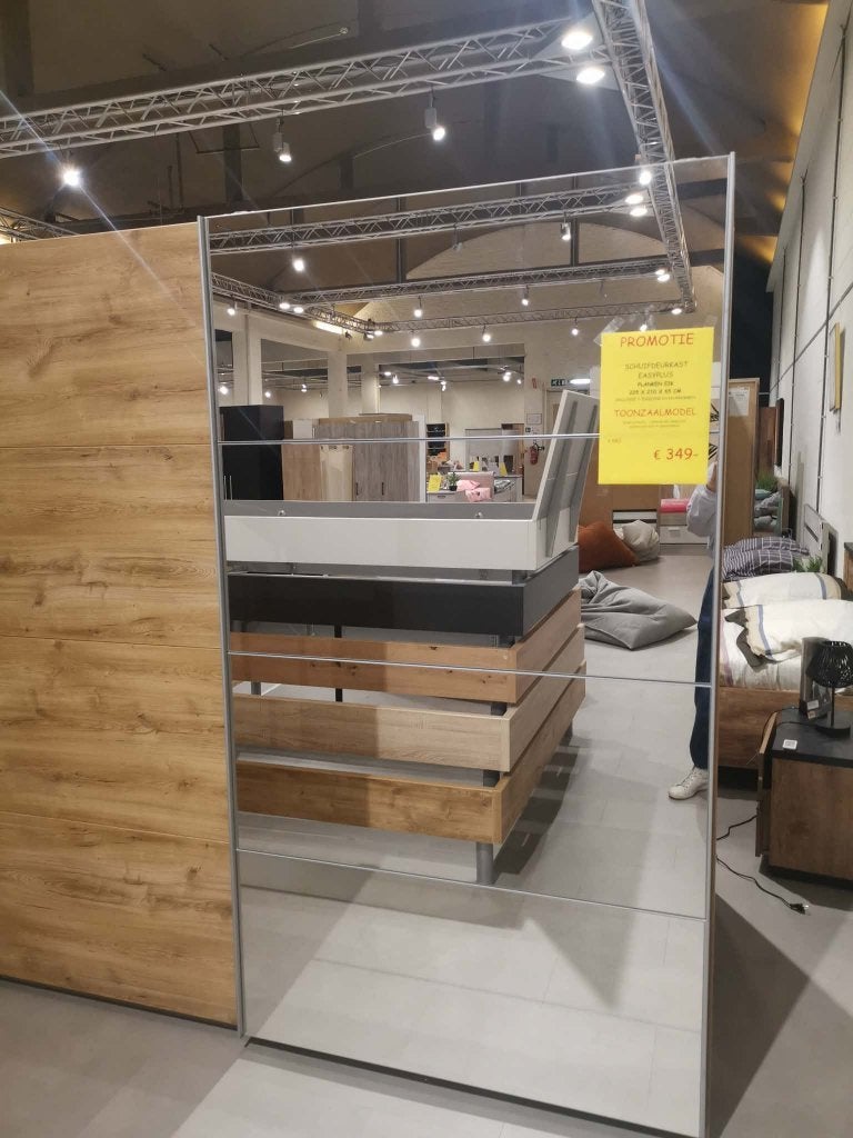 VOORLOPIG GERESERVEERD - GRATIS op te halen, 200 cm ou plus, Comme neuf, Enlèvement, 200 cm ou plus