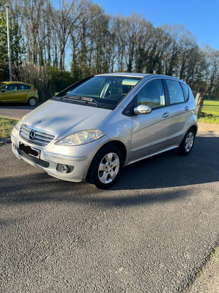 Mercedes A klasse 170 Benzine Automaat, Auto's, Mercedes-Benz, Automaat, Stof, Zwart, Elektrische ramen