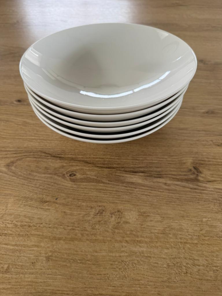 Set van 6 witte diepe borden – 21 cm, Huis en Inrichting, Keuken | Servies, Ophalen, Zo goed als nieuw, Bord(en)