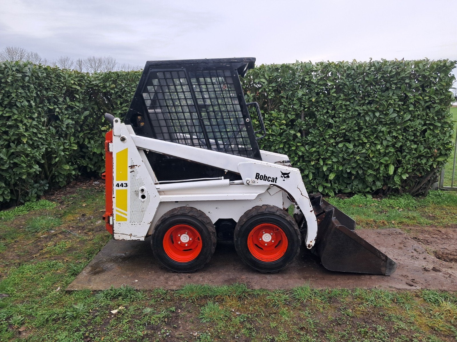 Schranklader Bobcat 443 / Kubota / Skidster / 1900 uur, Ophalen
