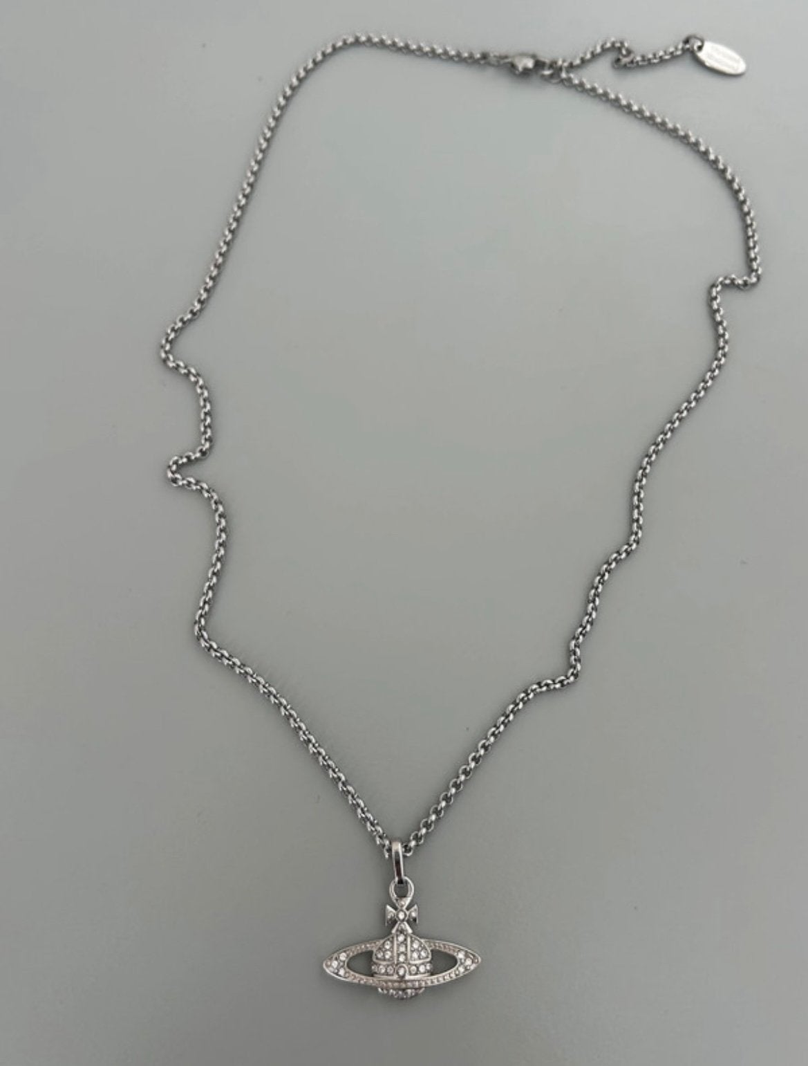Vivienne Westwood Refined Glow Necklace, Met kristal, Verzenden, Zo goed als nieuw, Zilver