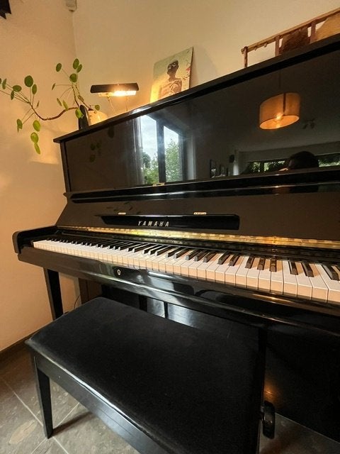 Yamaha U3 buffetpiano met bank, Muziek en Instrumenten, Ophalen, Gebruikt, Zwart, Piano