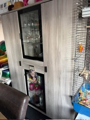 Kast, Huis en Inrichting, Ophalen, Met deur(en), 100 tot 150 cm, Zo goed als nieuw