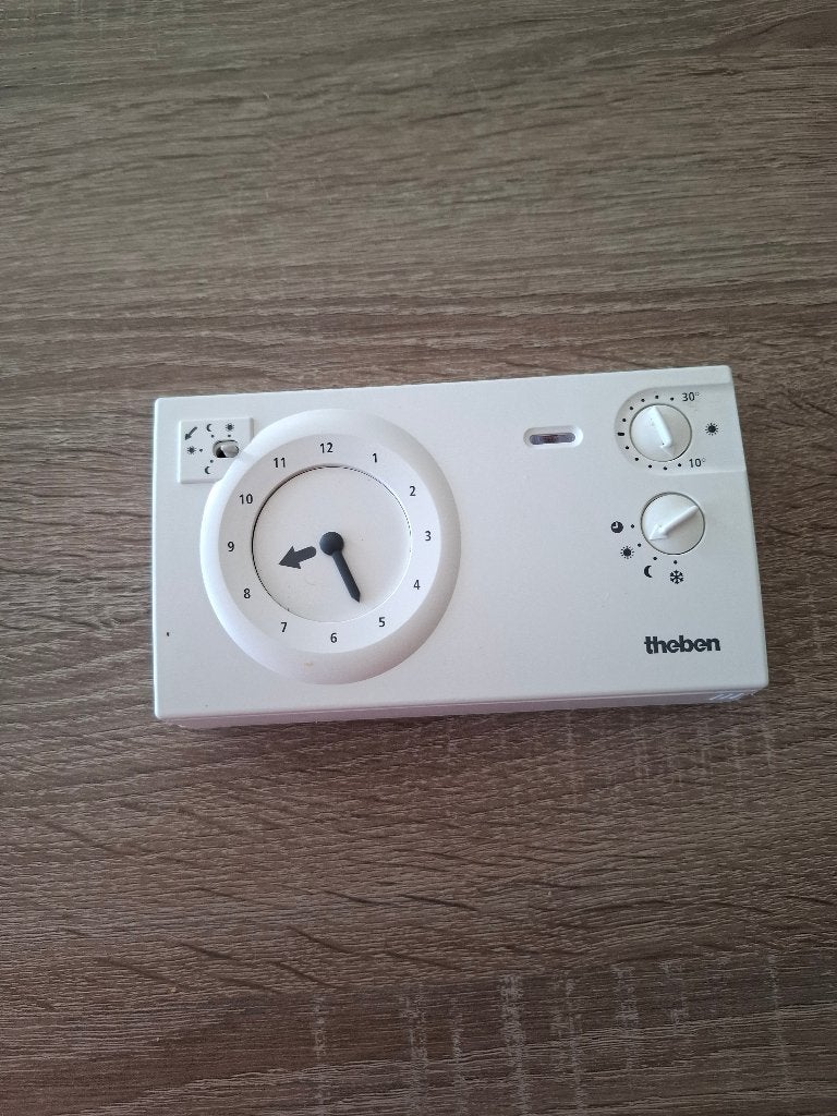 Thermostaat van Theben, Ophalen, Zo goed als nieuw