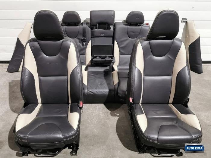 Bekleding Set (compleet) van een Volvo XC60, Gebruikt, -, -, Ophalen of Verzenden