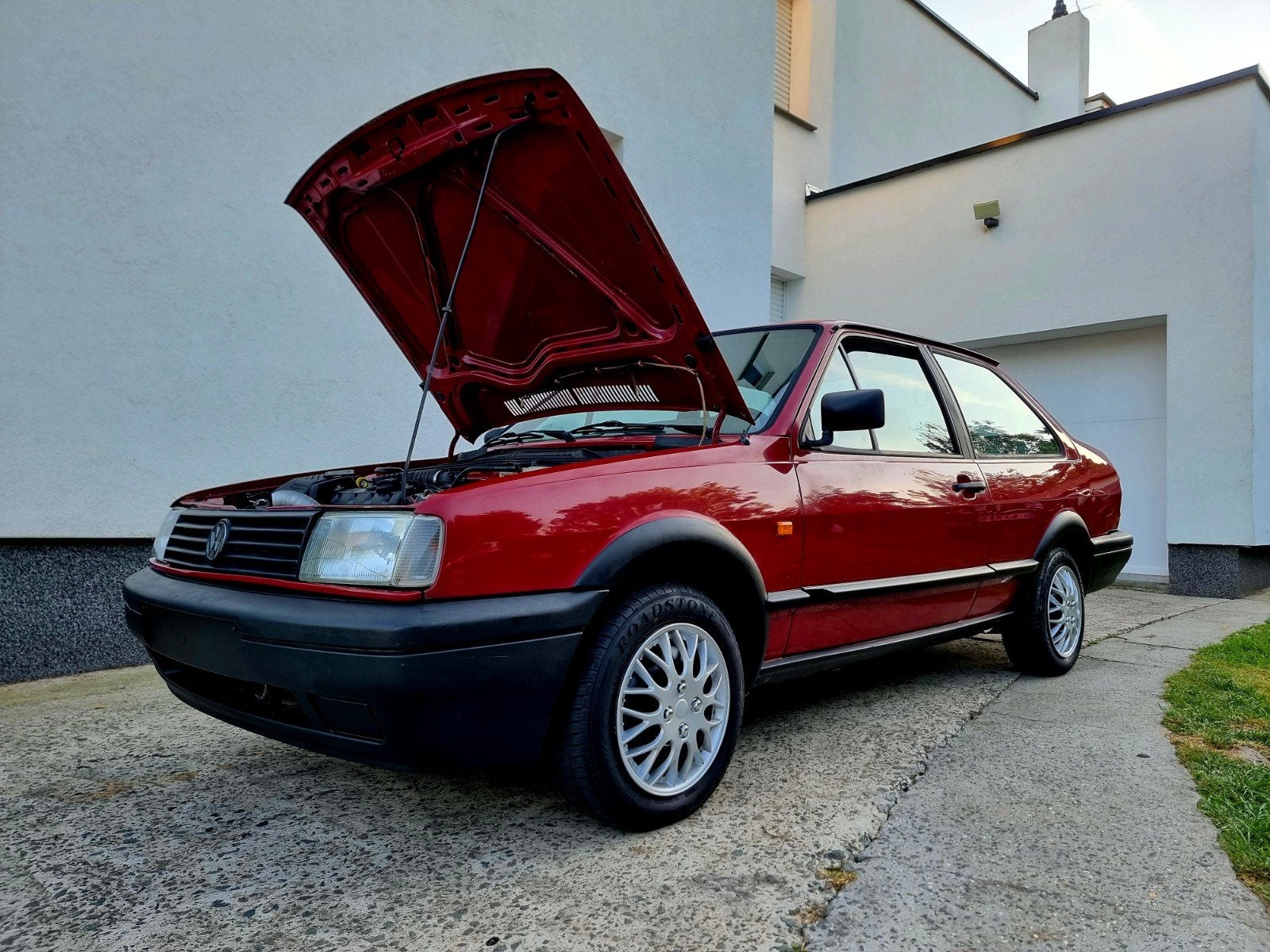 Volkswagen Polo * Derby - Coupé * Oldtimer, Auto's, https://public.car-pass.be/vhr/aae9a5cb-8103-4da2-a95d-00f27c3cb026, Bedrijf