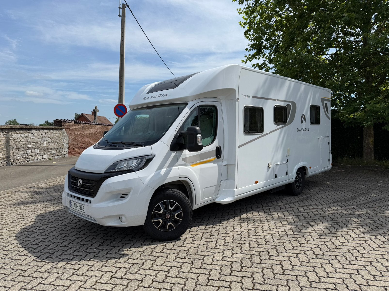 Magnifique camping car bavaria t720 2023 8500km, Entreprise, Four, Bavaria, LPG