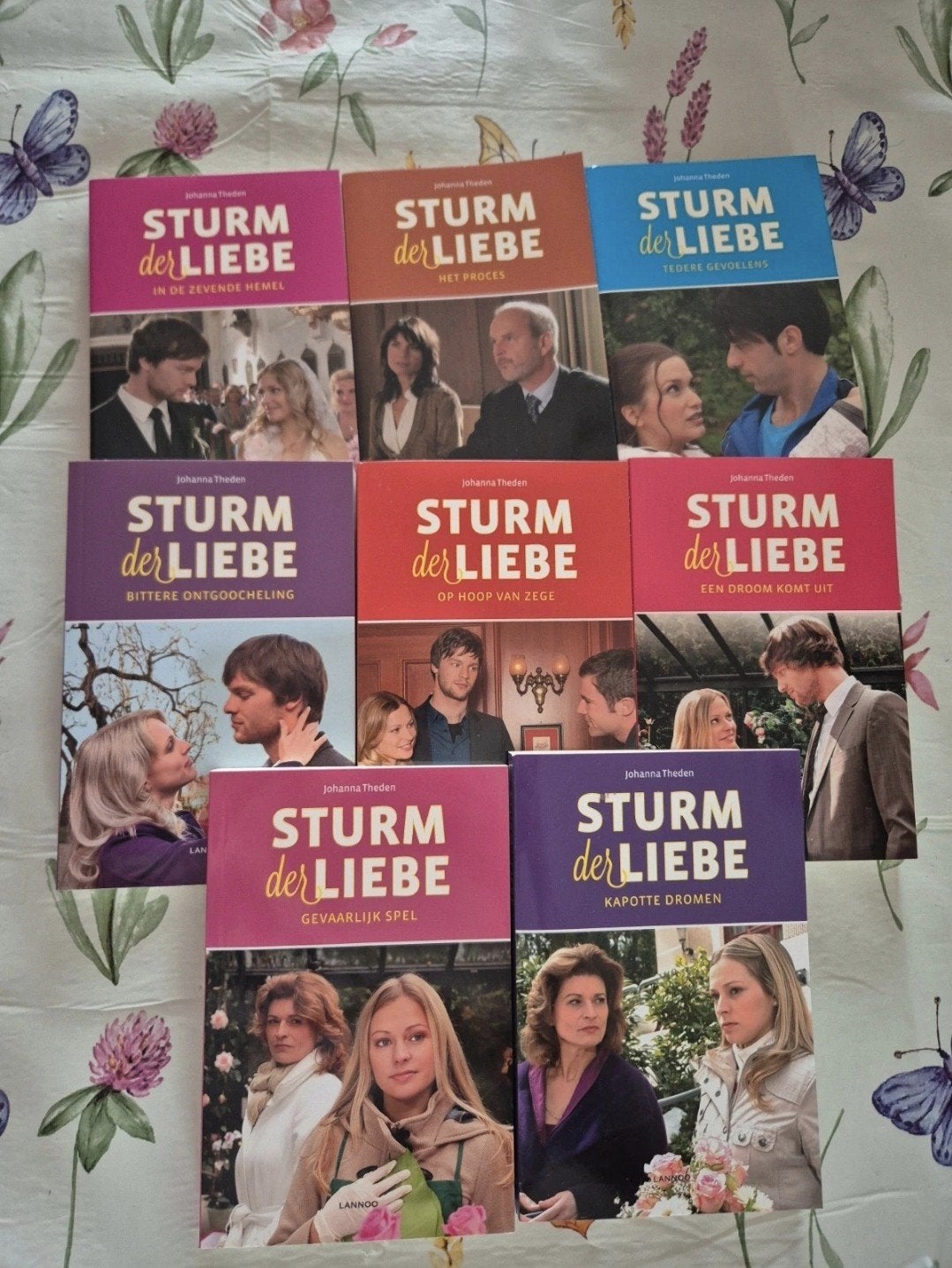 8 boeken sturm der liebe, Boeken, Ophalen of Verzenden, Zo goed als nieuw