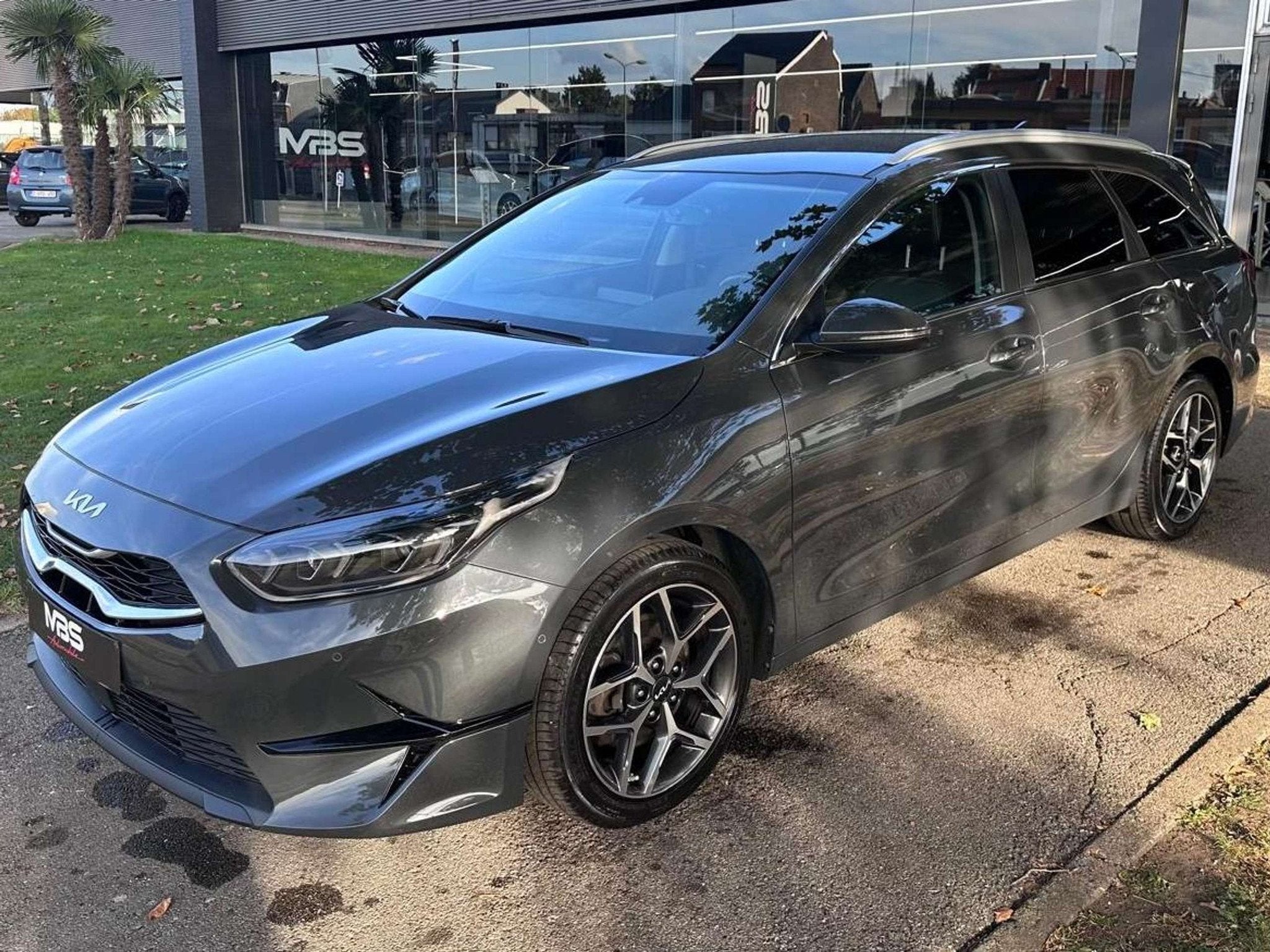 Kia Ceed SW / cee'd SW *1.6 CRDi* AUTO* 1 PROP* LED* NAVI* C, Autos, 100 kW, Achat, Euro 6, Entreprise