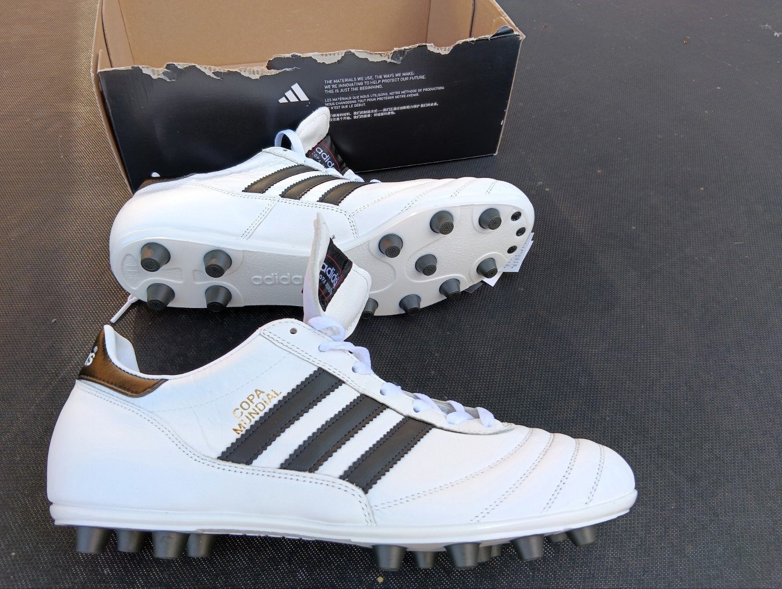 Adidas copa mundial white taille 46, Enlèvement ou Envoi