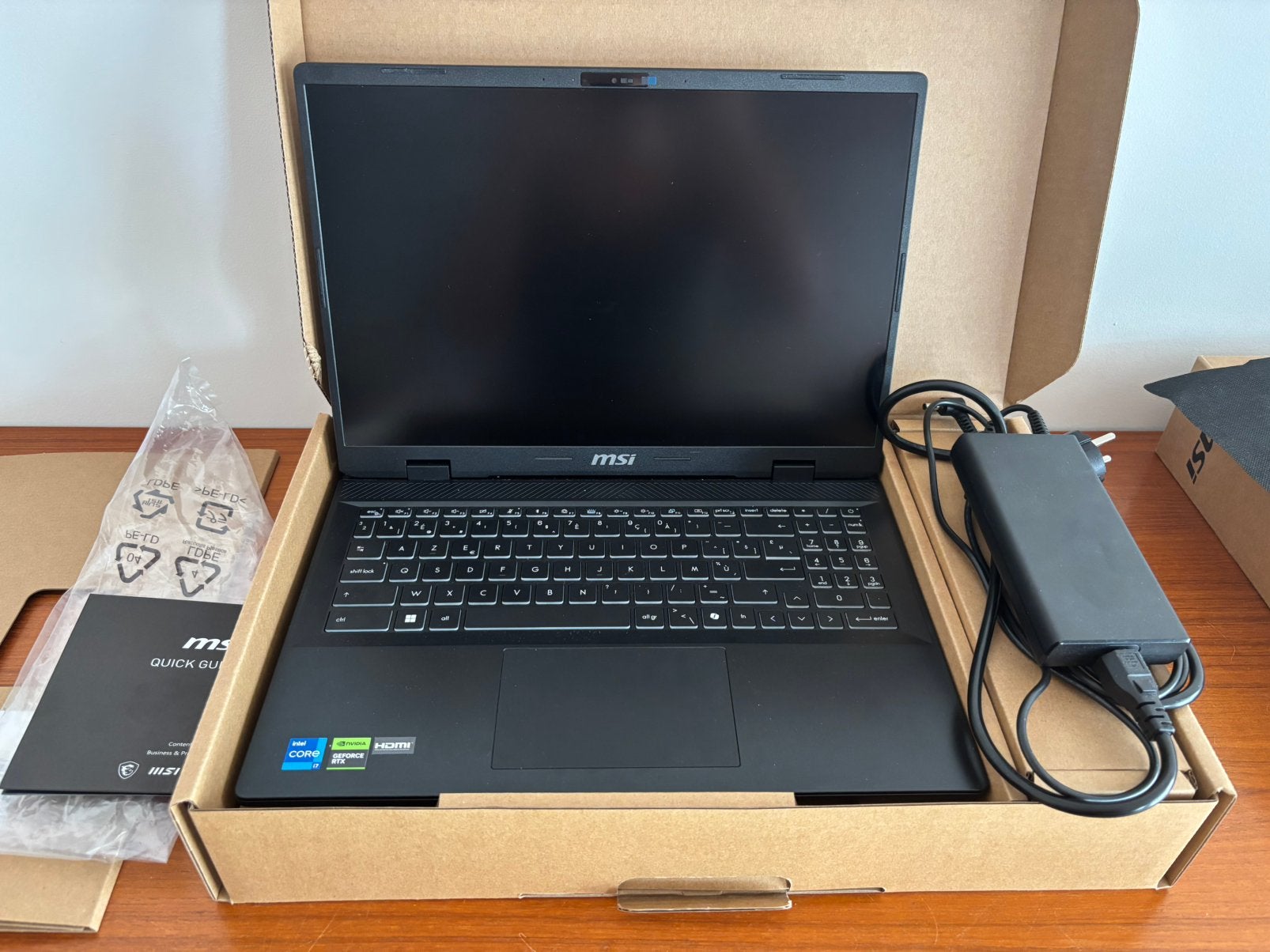 MSI Creator PC portable gaming, Computers en Software, Windows Laptops, Met videokaart, 32 GB, Ophalen of Verzenden, Zo goed als nieuw