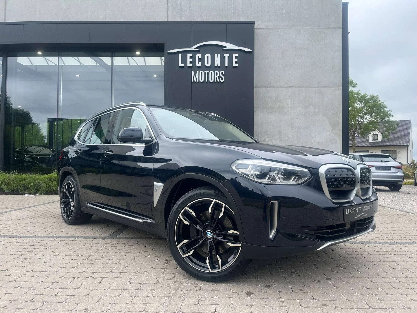 BMW iX3 iX3 74 kWh Panodak/Leder/Sportzetels/HUD/360'CAM/Tre, Auto's, BMW, Automaat, Gebruikt, https://public.car-pass.be/vhr/54ee290e-f299-40f2-be01-380c3990a4c5
