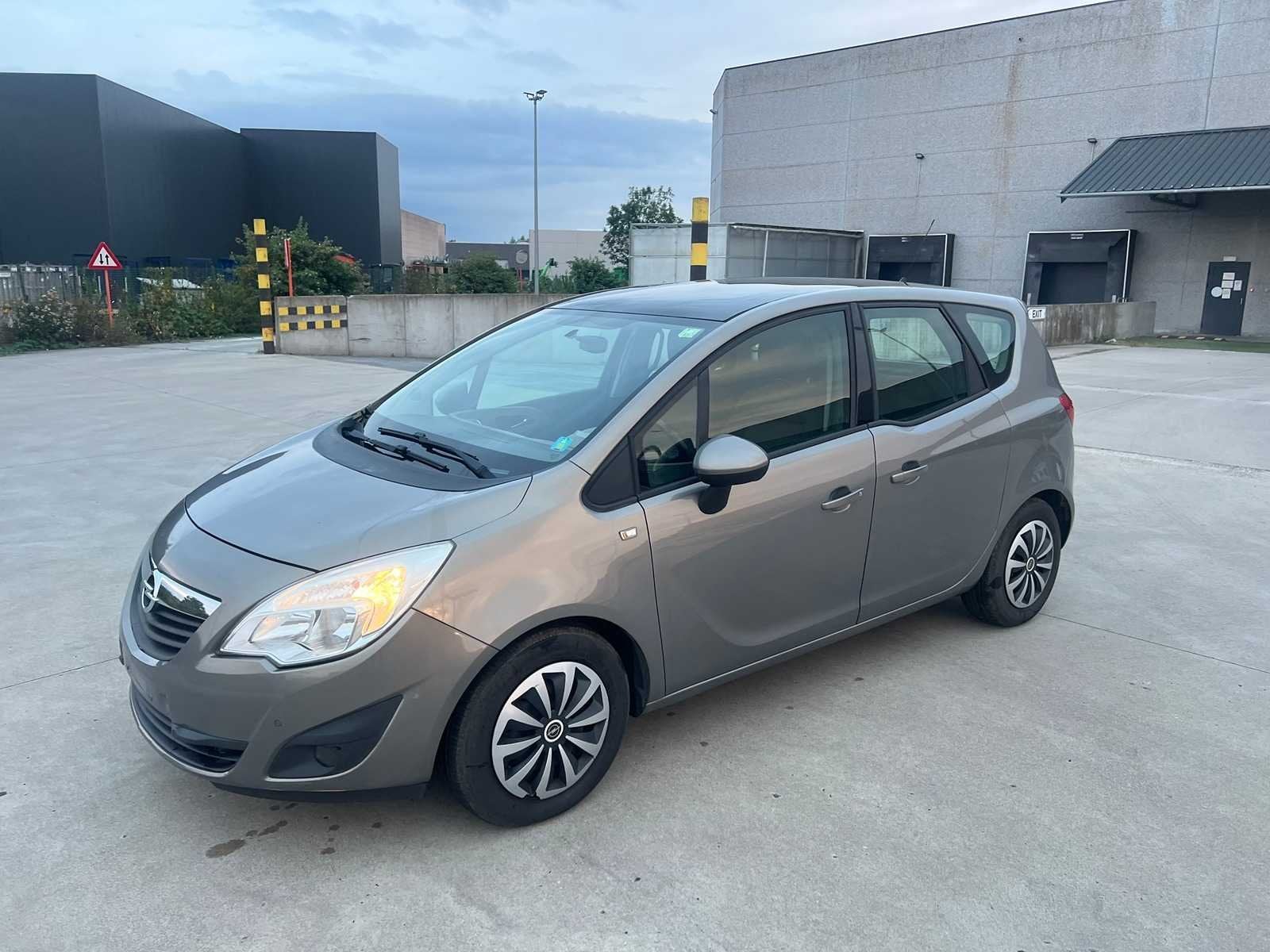 OPEL - 2010 - MERIVA - PERSONEN - Voiture de passagers, Euro 5, Achat, Entreprise, Boîte manuelle