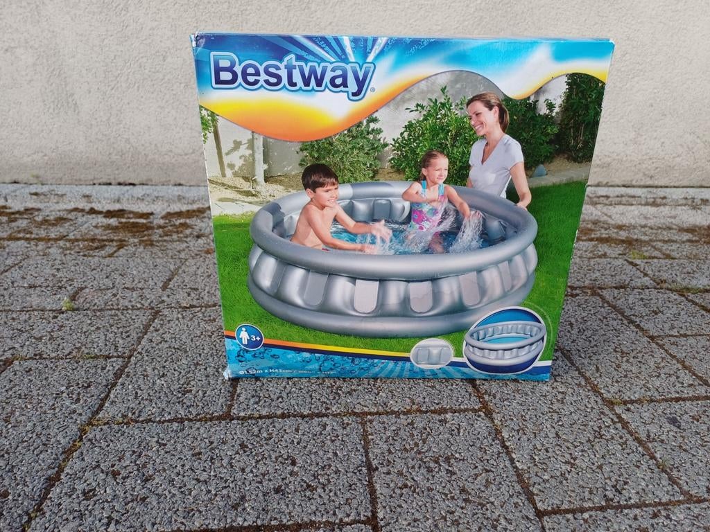 Zwembaden NIEUWE, Ophalen