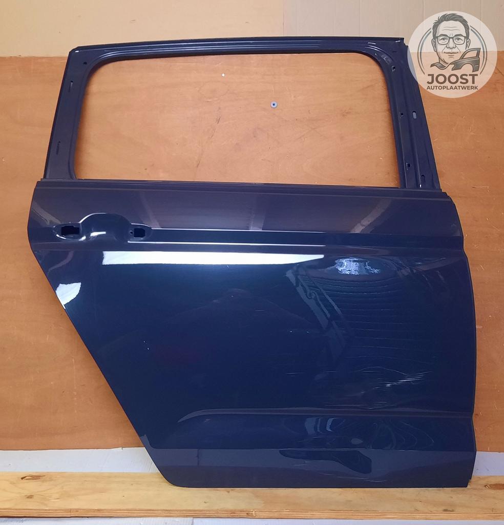Portier deur rechtsachter VW Touran 5T v.a 2015 5TA833312, Gebruikt, Herkomst onderdeel bekend, Achter, Ophalen of Verzenden