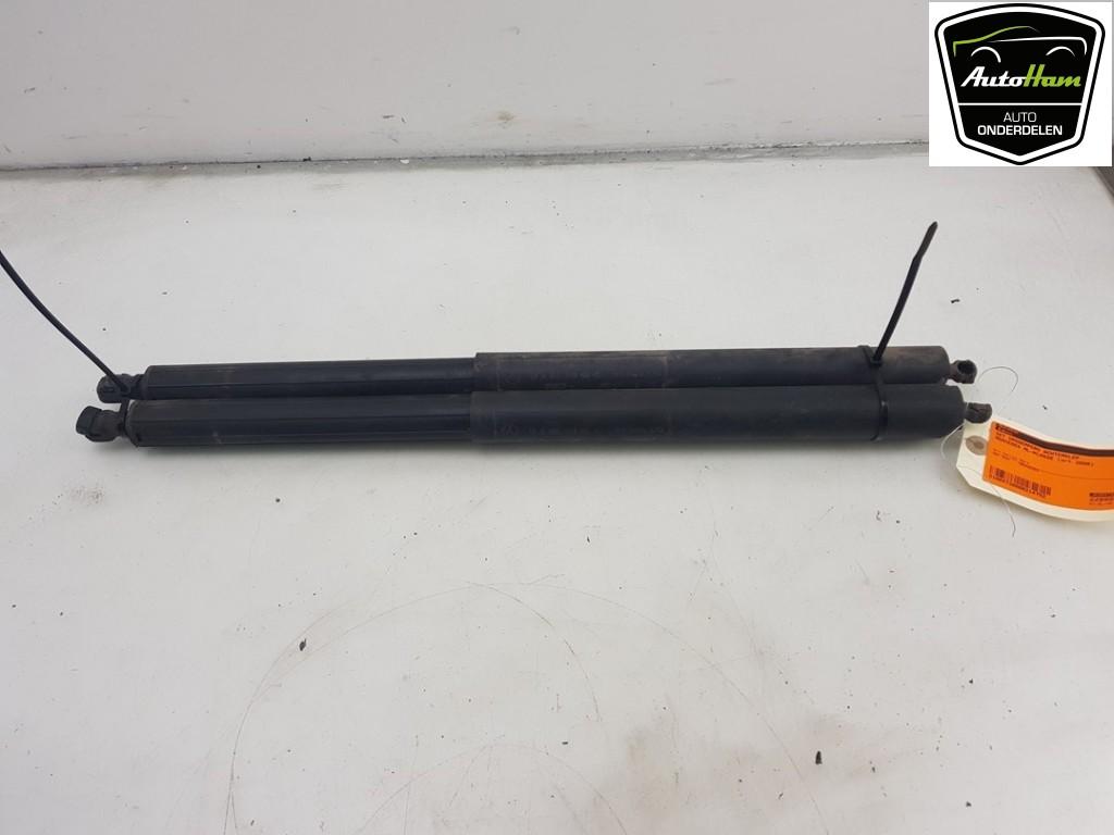 GASDRUKVEERSET ACHTER ML II (164 / 4JG) (|A1647400345|), Auto-onderdelen, Gebruikt, Mercedes-Benz