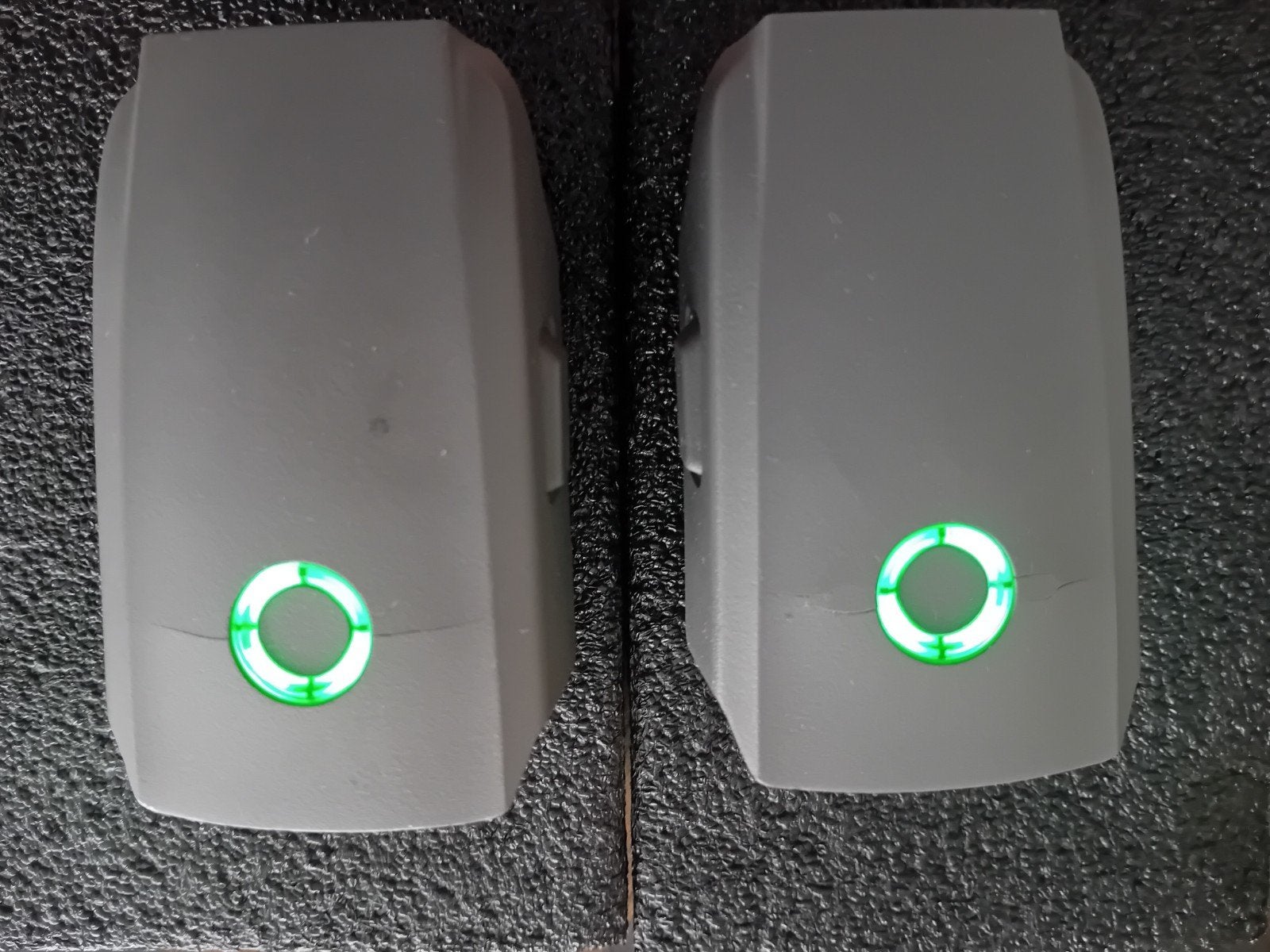 2 x mavic 2 pro batterijen ( werkend, met scheuren en bol., Hobby en Vrije tijd, Modelbouw | Radiografisch | Helikopters en Quadcopters