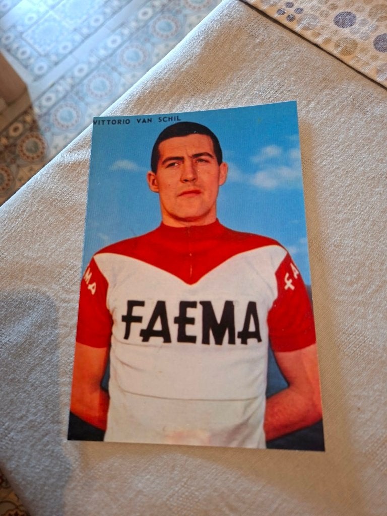 Foto (Repro) Vic Van Schil / Faema, Collections, Articles de Sport & Football, Enlèvement ou Envoi, Comme neuf, Affiche, Image ou Autocollant