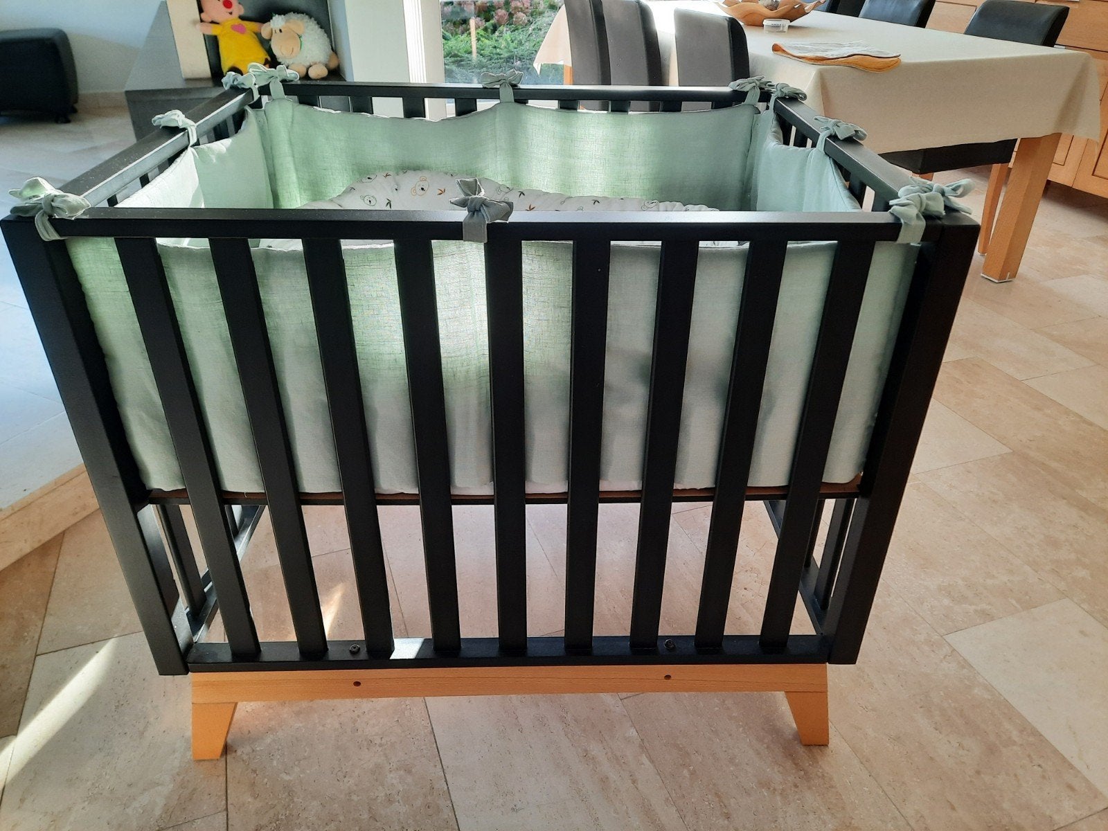 park Zwart met houten onderstel, Kinderen en Baby's, Ophalen, Zo goed als nieuw, Rechthoekig, In hoogte verstelbaar