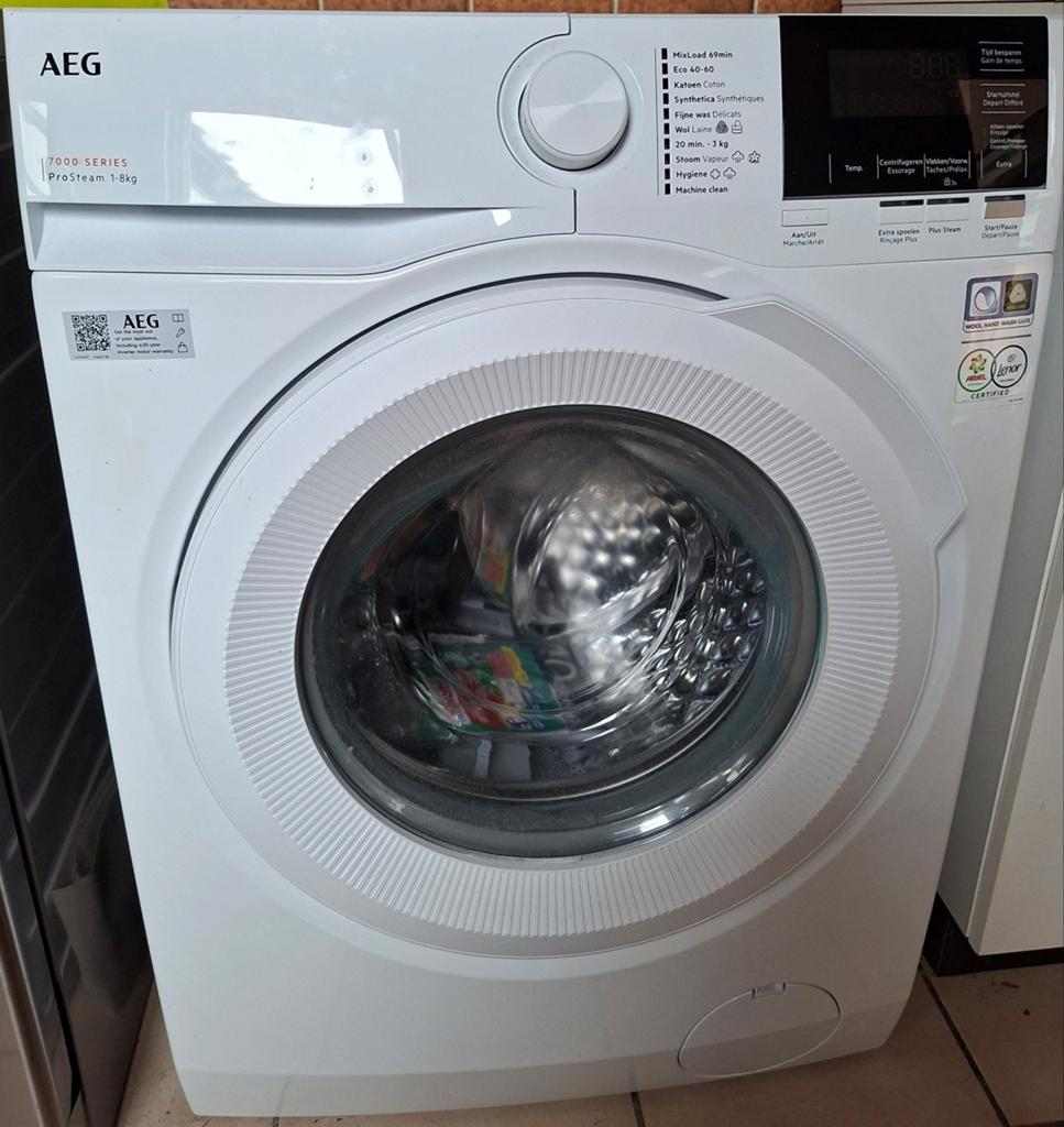 AEG 7000 Series Prosteam 1-8kg, Electroménager, Lave-linge, 1200 à 1600 tours, 6 à 8 kg, Comme neuf, Chargeur frontal