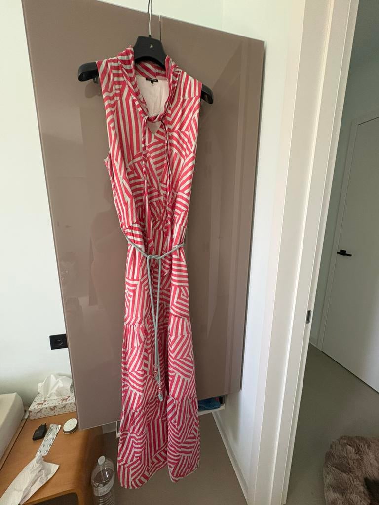 Caroline Biss lange jurk, Overige kleuren, Maat 42/44 (L), Ophalen of Verzenden, Zo goed als nieuw