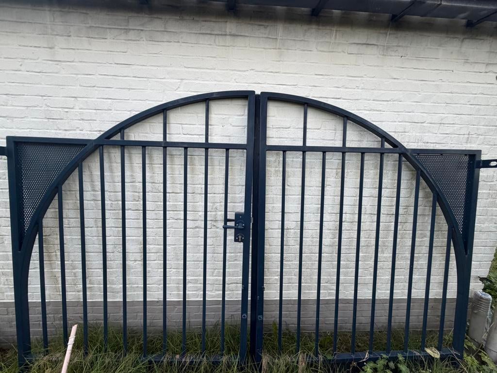 Dubbele metalen tuinpoort te koop, Tuin en Terras, Tuinpoorten, Ophalen of Verzenden, Zo goed als nieuw