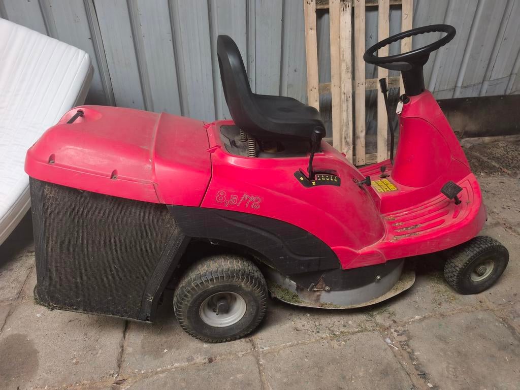 Zitmaaier te koop, Enlèvement
