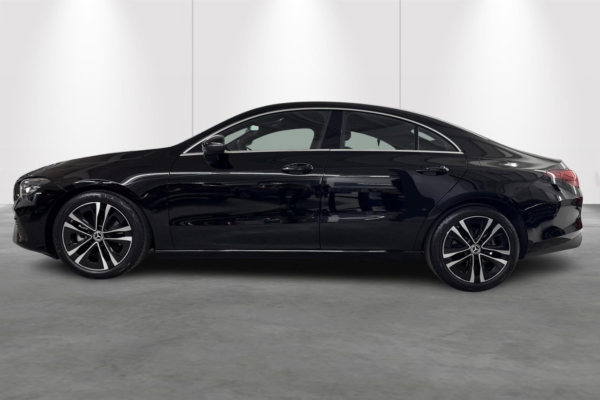 Mercedes-Benz CLA-Klasse CLA 200 + AUTOMAAT - GPS - SENSOREN, Autos, Achat, 1800 kg, 4 portes, 1586 kg