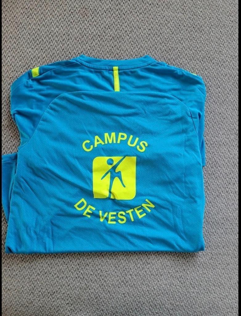 Pakket nieuwe turnkledij met logo Campus De Vesten, ANDERE, Ophalen, Nieuw