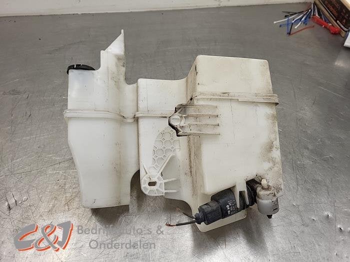 Ruitensproeiertank voor van een Volkswagen Transporter, Gebruikt, -, Volkswagen, -