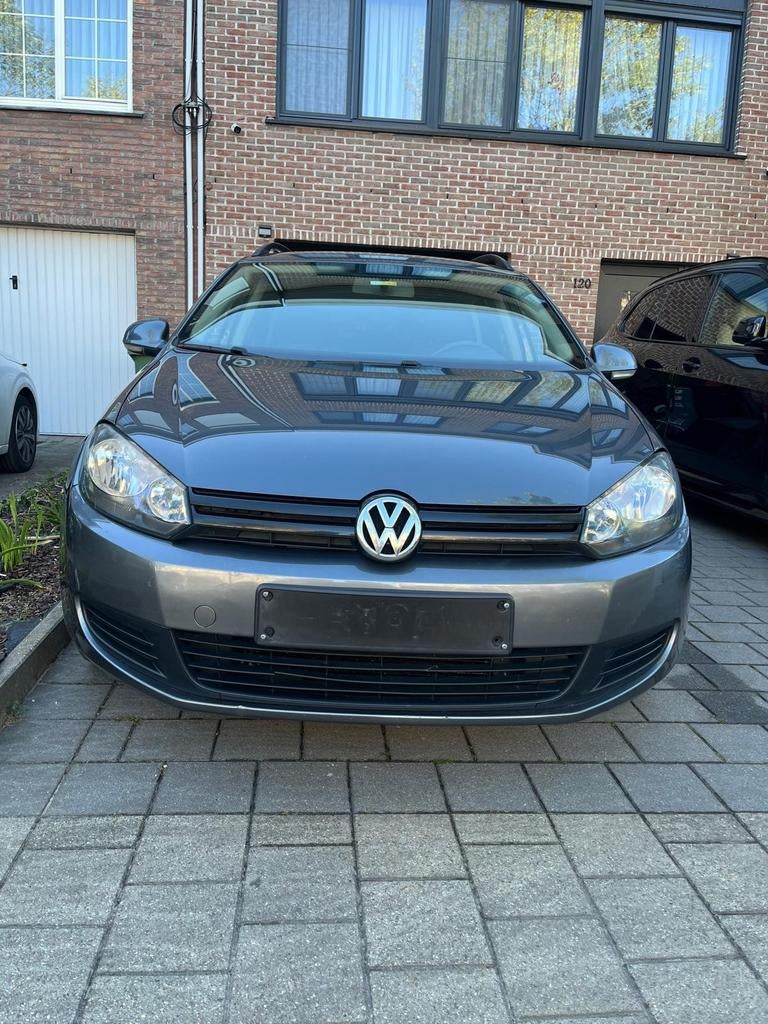 Volkswagen Golf Variant 
2010 1.6 TDI 
240058 km, Auto's, Volkswagen, Euro 5, 1600 cc, 5 deurs, Golf Variant