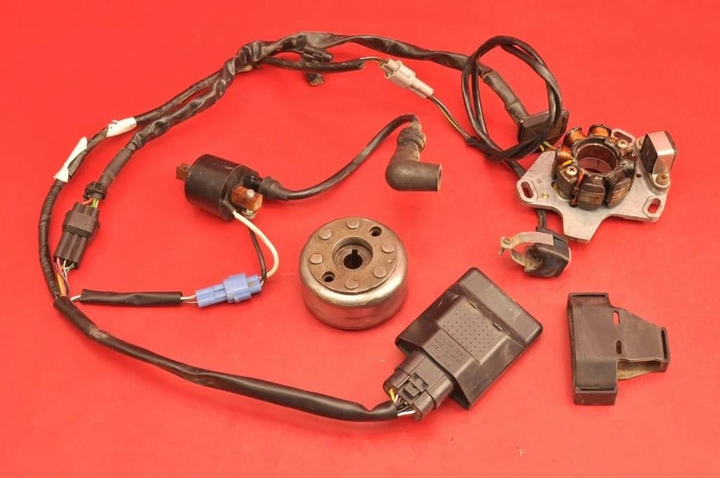 Gezocht: Kabelboom en CDI voor Suzuki RM 125 (1999), Ophalen
