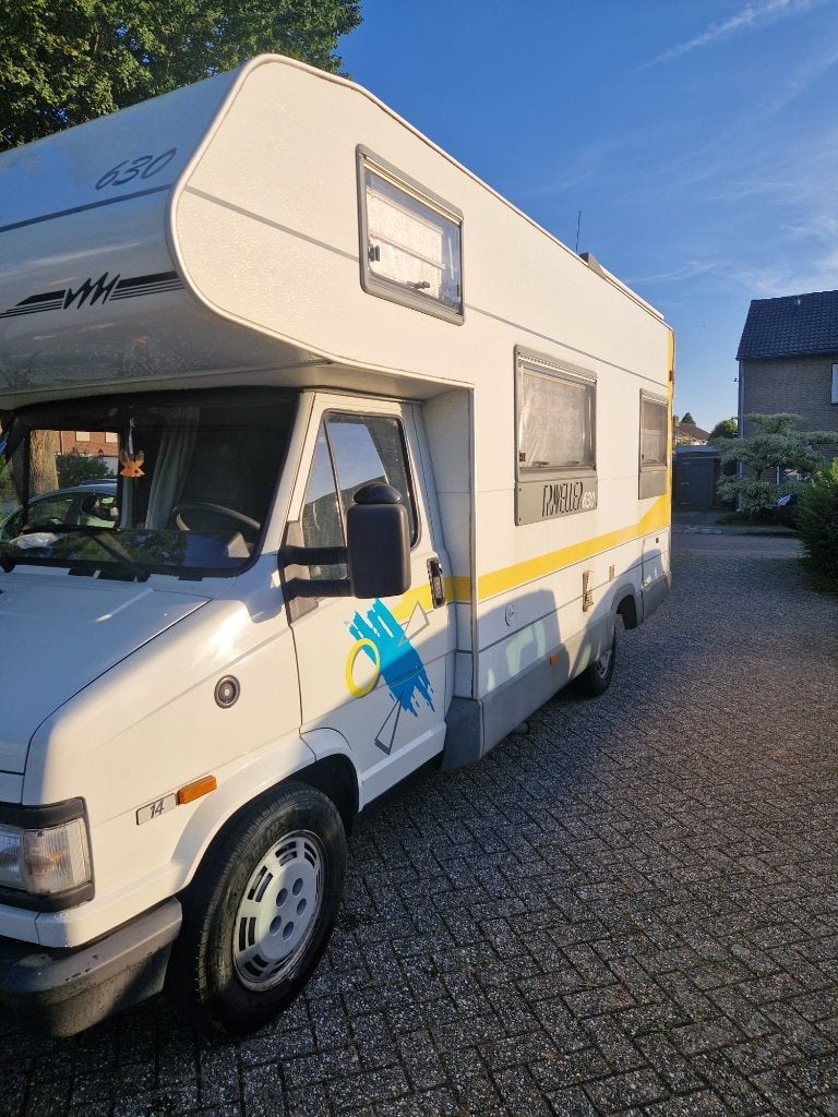 Fiat ducato 2.5 td camper knaus, Chemisch toilet, Alkoof, Ringverwarming, Fiat