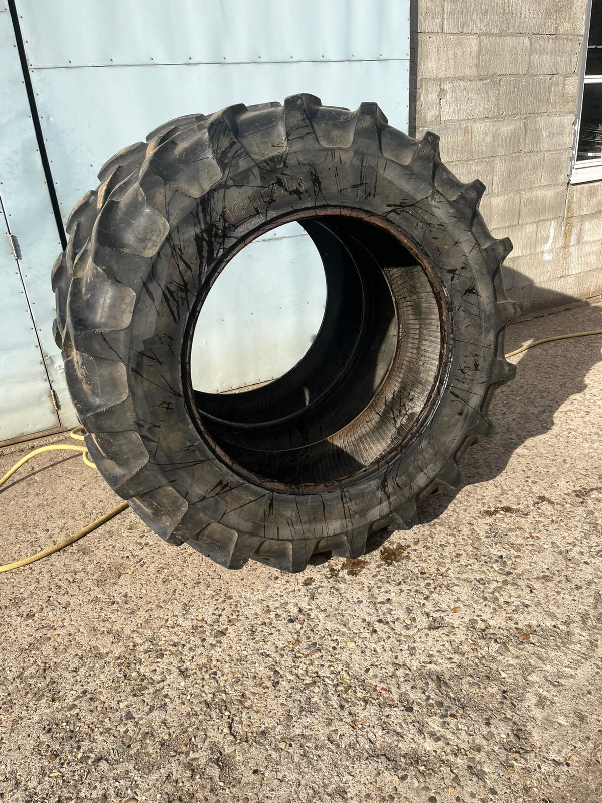 Pneus Michelin 18.4 R38, Articles professionnels, Enlèvement ou Envoi