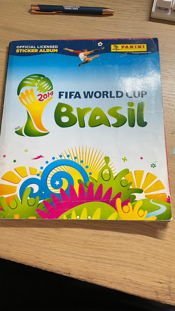 World cup boek panini 2014, Enlèvement ou Envoi, Utilisé, Autocollants et Photos