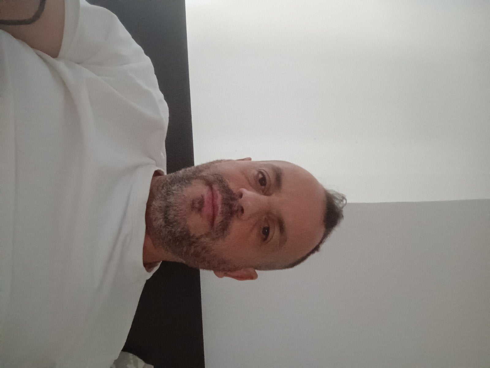 Cherche masseuse