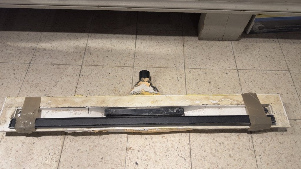 Desco douchegoot met LIFT-rooster zwart - herbruikbaar, Ophalen, Gebruikt, Douche