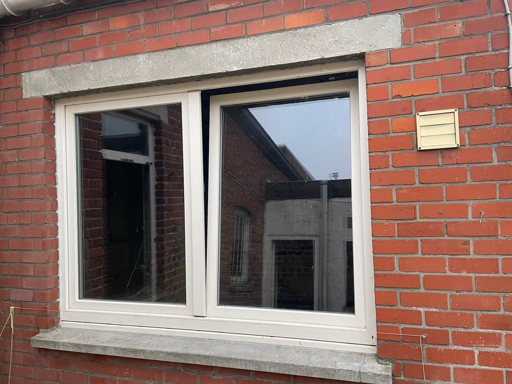 Wit buitenschrijnwerk, Doe-het-zelf en Bouw, Raamkozijnen en Schuifdeuren, Zo goed als nieuw, Kunststof, Inclusief glas, Ophalen