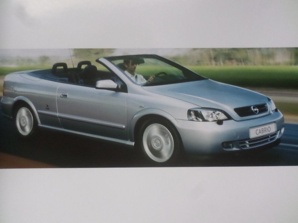 Brochure Opel Astra Cabrio 2003, Livres, Autos | Brochures & Magazines, Enlèvement ou Envoi, Opel