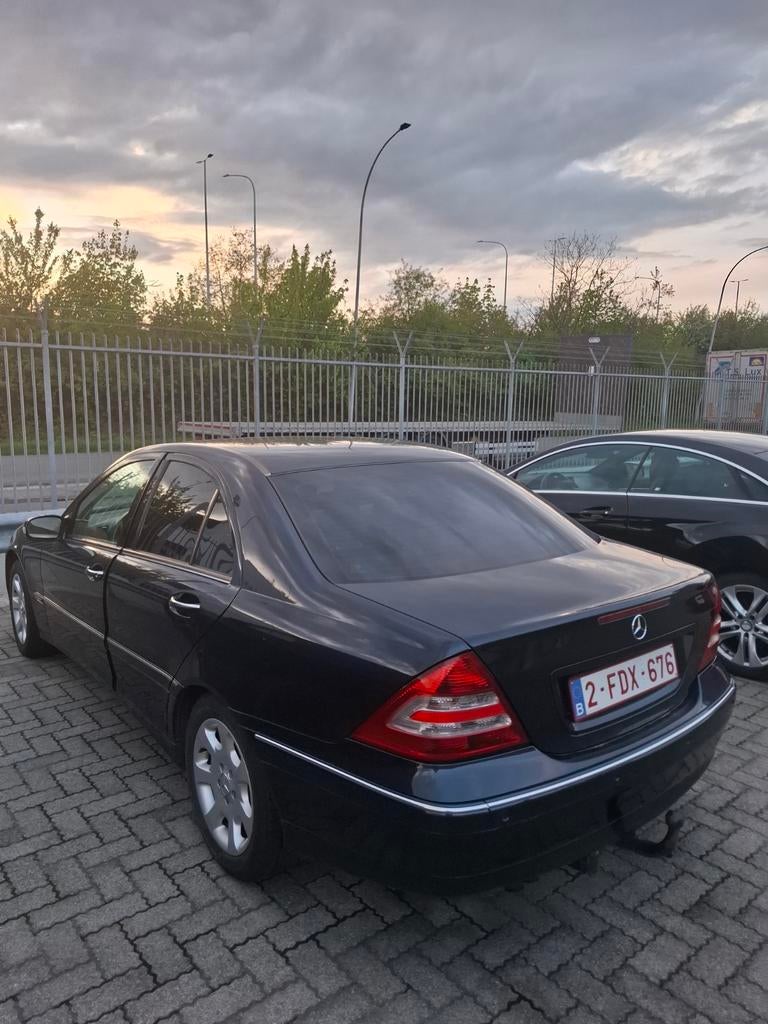 Bonne voiture ! Couleur bleu.fonce, Autos, Achat