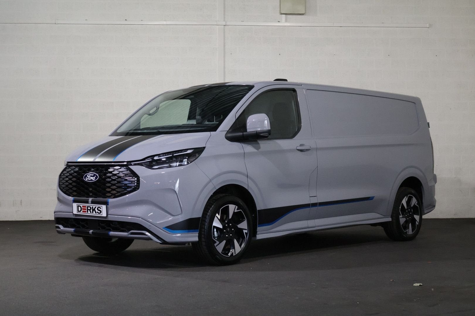 Ford E-Transit Custom L2 H1 Sport 71 kWh 218pk (wordt verwac, Auto's, Bestelwagens en Lichte vracht, Airconditioning, Centrale vergrendeling