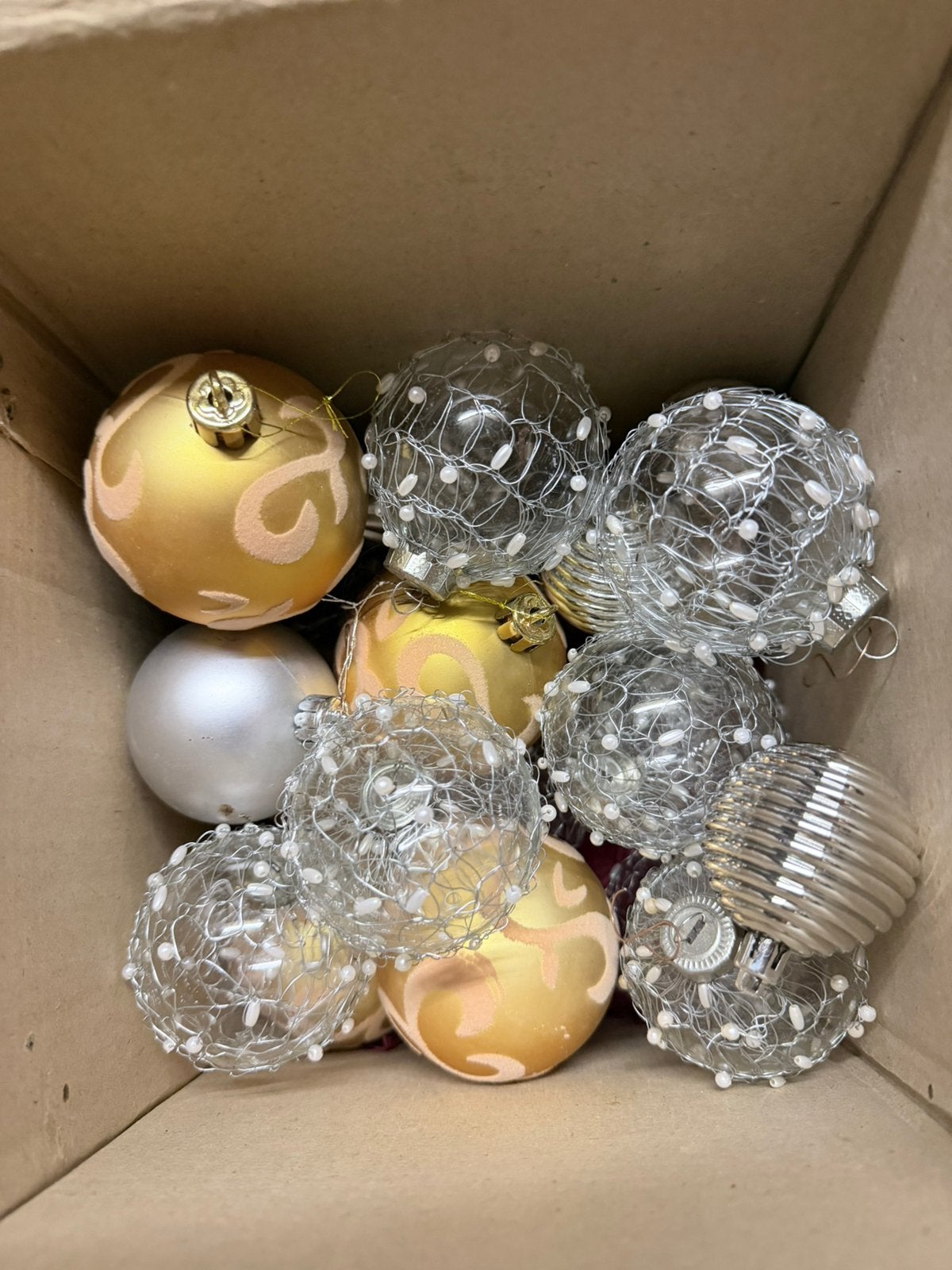 Lot de boules de Noël à donner, Diversen, Kerst, Ophalen, Zo goed als nieuw