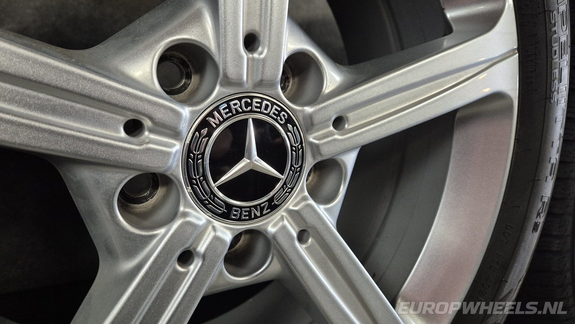 17 inch Mercedes a klasse W177 W247 C118 velgen winterbanden, Gebruikt, -, -, Banden en Velgen