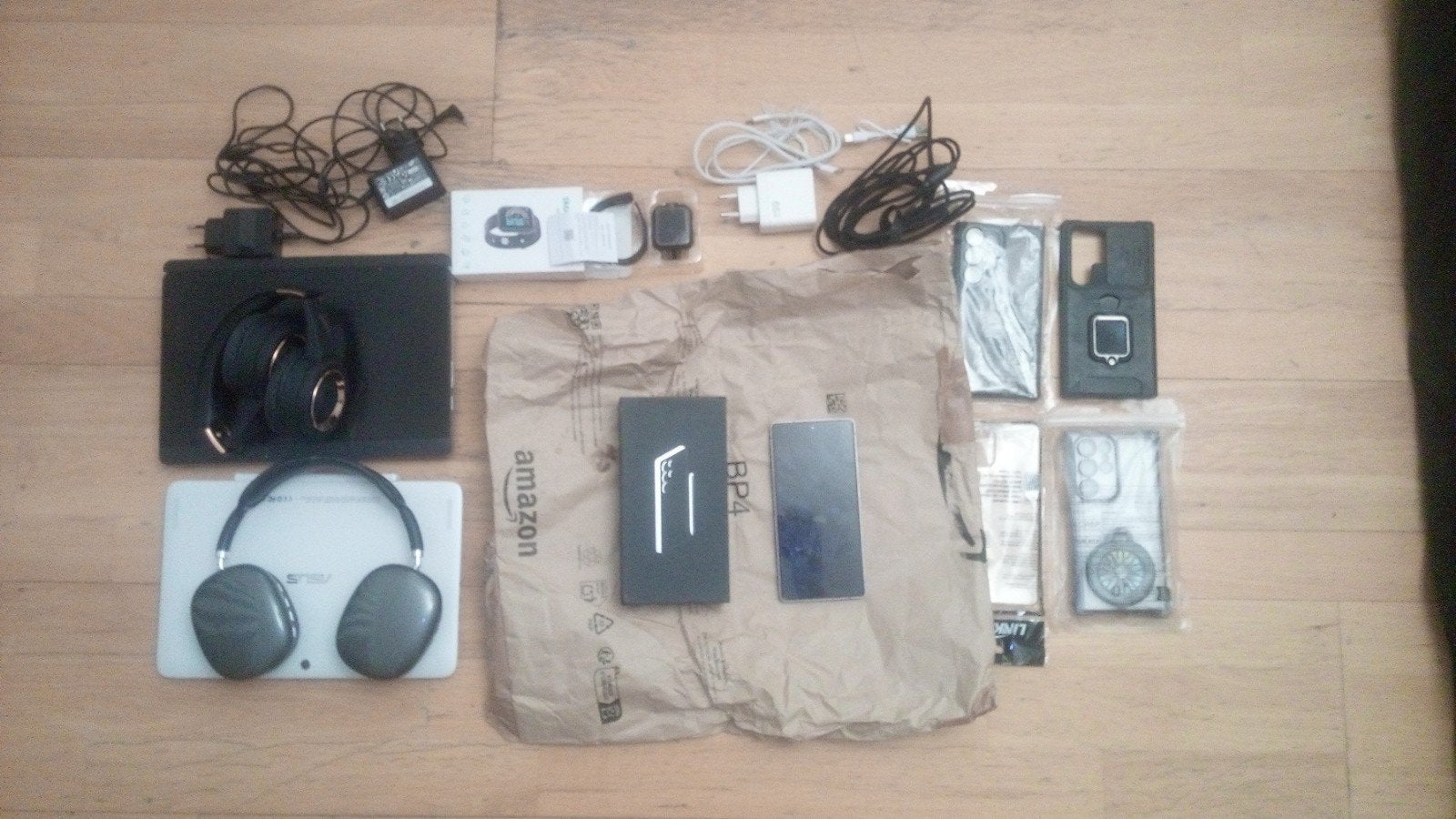 VENTE EN GROS | 2 ORDINATEURS PORTABLES + 1 SMARTPHONE + 2 C, Informatique & Logiciels, Ordinateurs portables Windows, Comme neuf