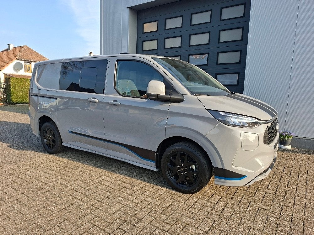 Ford Transit Custom L1 sport 170pk AUT trekhaak driver ass p, Auto's, Ford, Automaat, Zwart, Blauw, Bedrijf