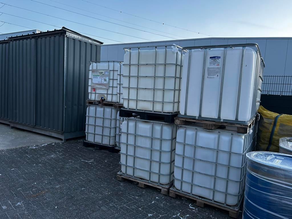 Ibc vaten, Ophalen